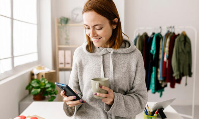 women looking at Mobile